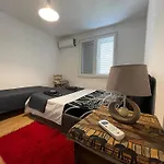 Appartamento Flora Center One Bedroom App - Enjoy Travel