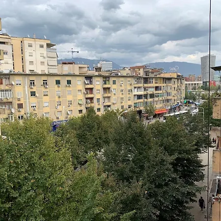 Flora - Modern Rooftop With Balcony Apartment Tirana