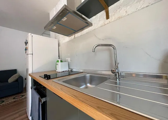 Appartement Flora Center One Bedroom App - Enjoy Travel Tirana