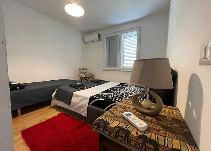 Appartement Flora Center One Bedroom App - Enjoy Travel