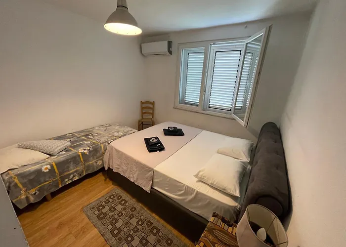 Flora Center One Bedroom App - Enjoy Travel Appartement