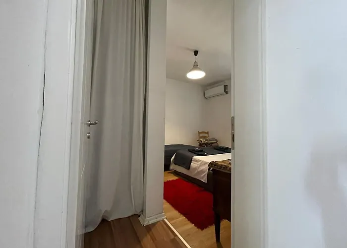 Flora Center One Bedroom App - Enjoy Travel דירה *