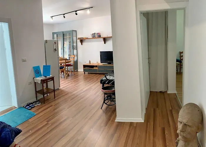 Apartment Flora Center One Bedroom App - Enjoy Travel